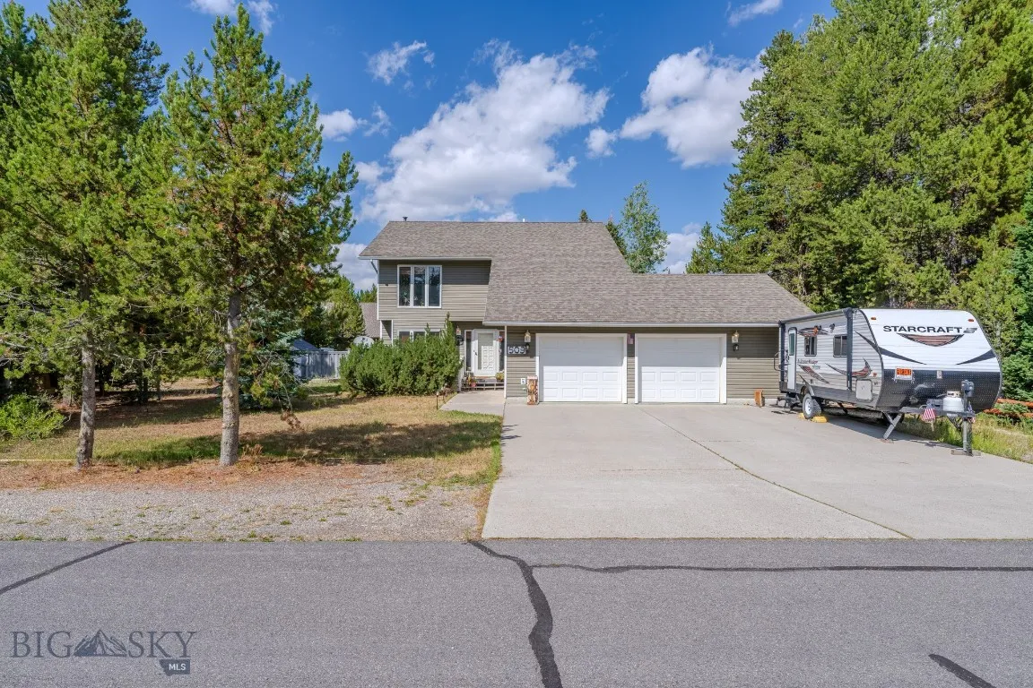509 Gallatin Avenue, West Yellowstone, Montana 597, West Yellowstone, Montana 59758, 4 Bedrooms Bedrooms, ,2 BathroomsBathrooms,Residential,For Sale,509 Gallatin Avenue, West Yellowstone, Montana 597,0,405454
