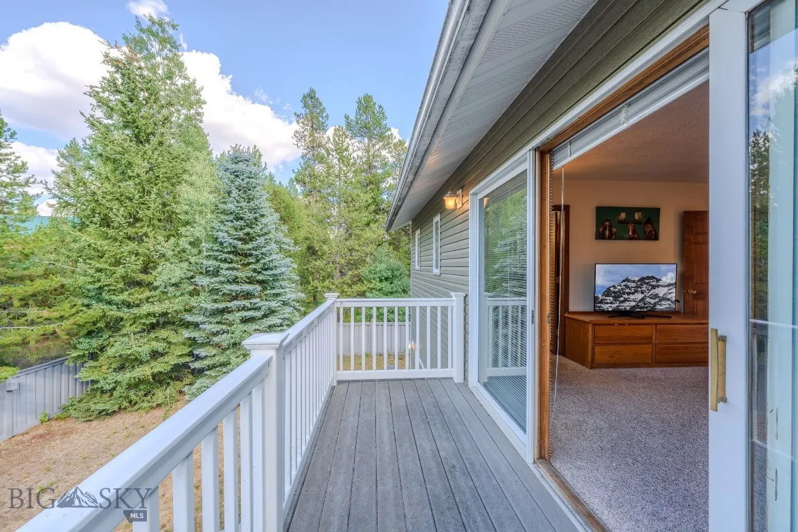 509 Gallatin Avenue, West Yellowstone, Montana 597, West Yellowstone, Montana 59758, 4 Bedrooms Bedrooms, ,2 BathroomsBathrooms,Residential,For Sale,509 Gallatin Avenue, West Yellowstone, Montana 597,0,405454