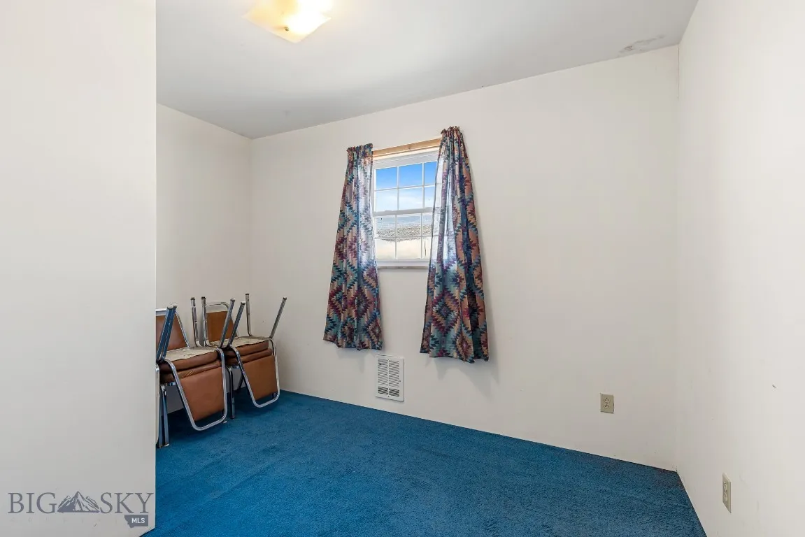 402 Pond Road, Cameron, Montana 59720, Cameron, Montana 59720, 2 Bedrooms Bedrooms, ,1 BathroomBathrooms,Residential,For Sale,402 Pond Road, Cameron, Montana 59720,0,405466
