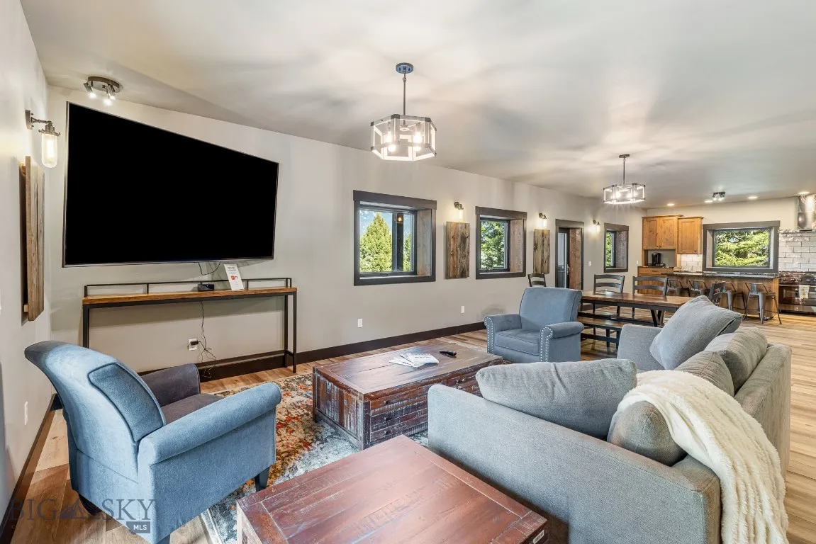 lower level living area