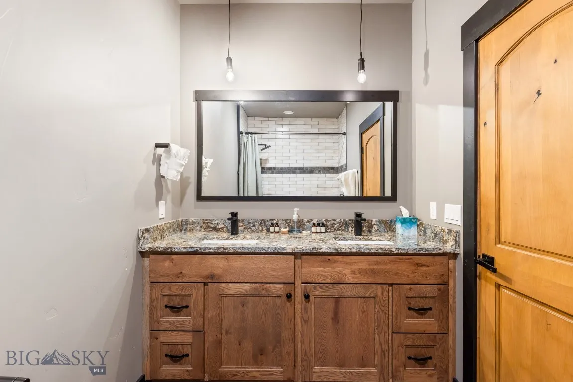 second full bath on main level