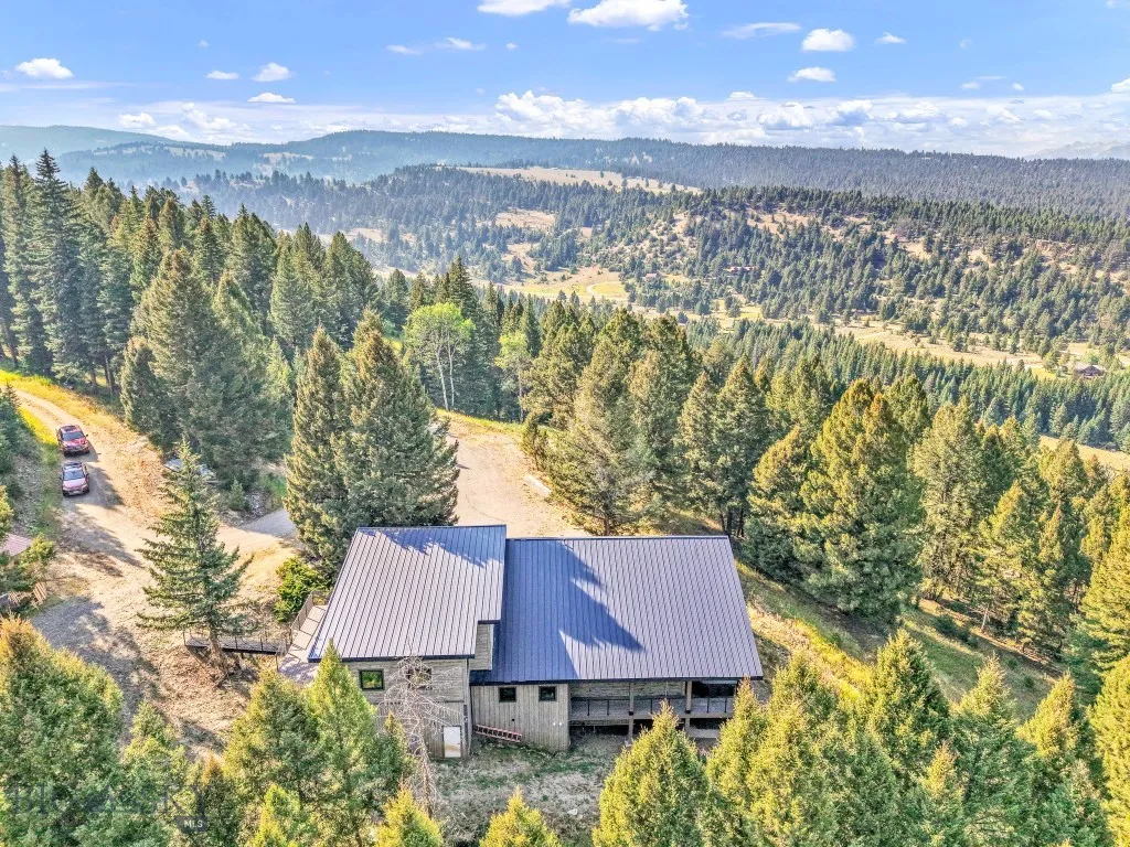 Private, wooded, beautiful Big Sky views