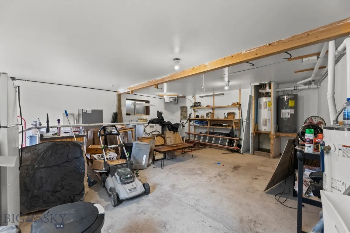 537 Jardine Road, Jardine, Montana 59030, Jardine, Montana 59030, ,Residential Income,For Sale,537 Jardine Road, Jardine, Montana 59030,0,405692