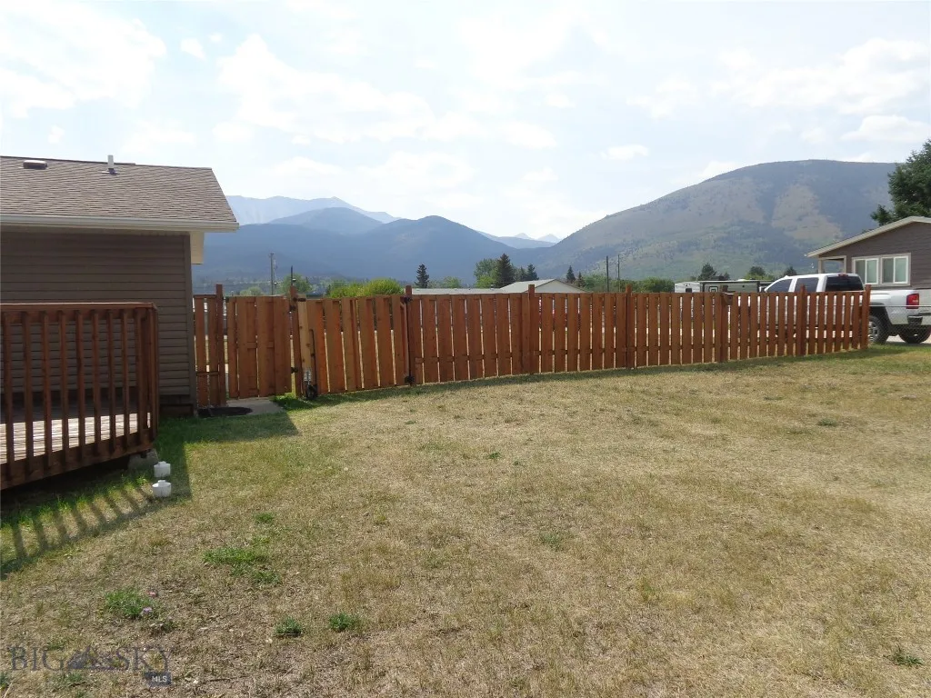 212 Rumsey Street, Anaconda, Montana 59711, Anaconda, Montana 59711, 3 Bedrooms Bedrooms, ,2 BathroomsBathrooms,Residential,For Sale,212 Rumsey Street, Anaconda, Montana 59711,0,405705