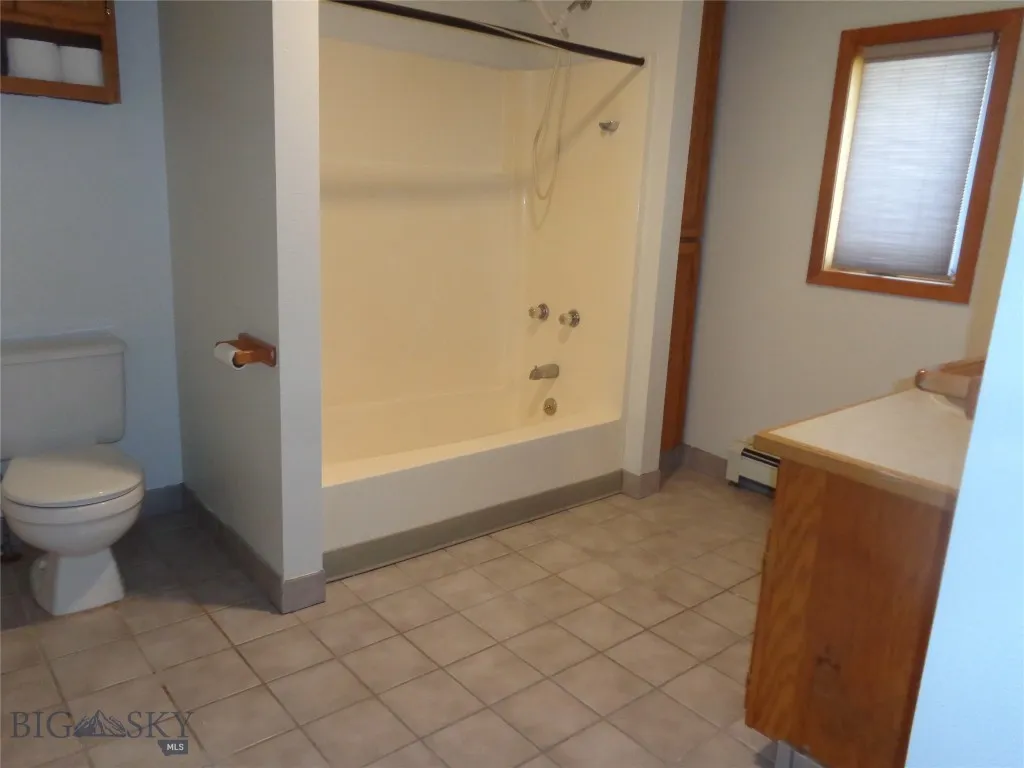 212 Rumsey Street, Anaconda, Montana 59711, Anaconda, Montana 59711, 3 Bedrooms Bedrooms, ,2 BathroomsBathrooms,Residential,For Sale,212 Rumsey Street, Anaconda, Montana 59711,0,405705