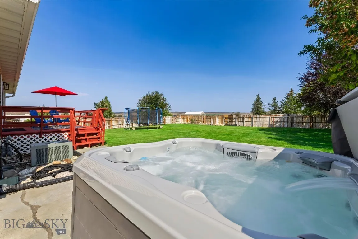 Hot Tub with views