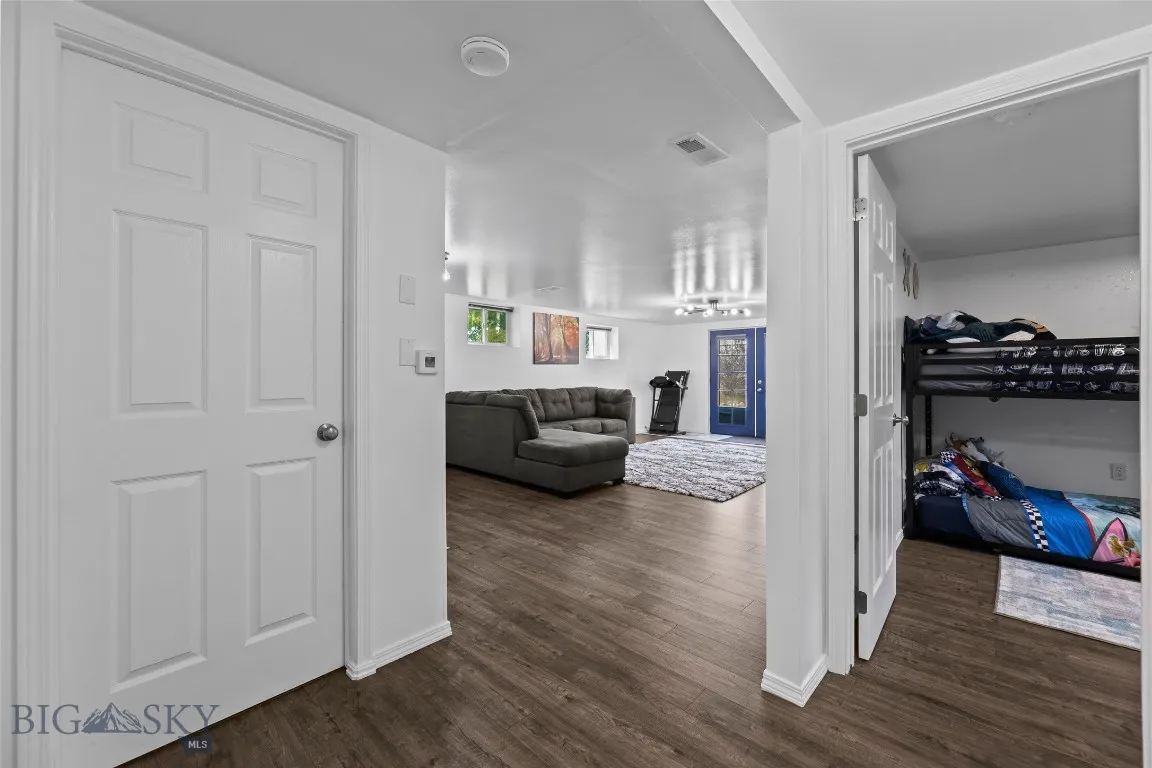 18 Meadowlark Circle, Big Timber, Montana 59011, Big Timber, Montana 59011, 5 Bedrooms Bedrooms, ,2 BathroomsBathrooms,Residential,For Sale,18 Meadowlark Circle, Big Timber, Montana 59011,0,405700