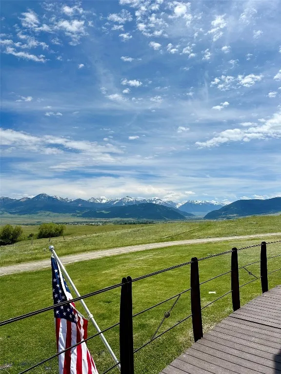 117 Meredith Ranch, Livingston, Montana 59047, Livingston, Montana 59047, 4 Bedrooms Bedrooms, ,3 BathroomsBathrooms,Residential,For Sale,117 Meredith Ranch, Livingston, Montana 59047,0,404713