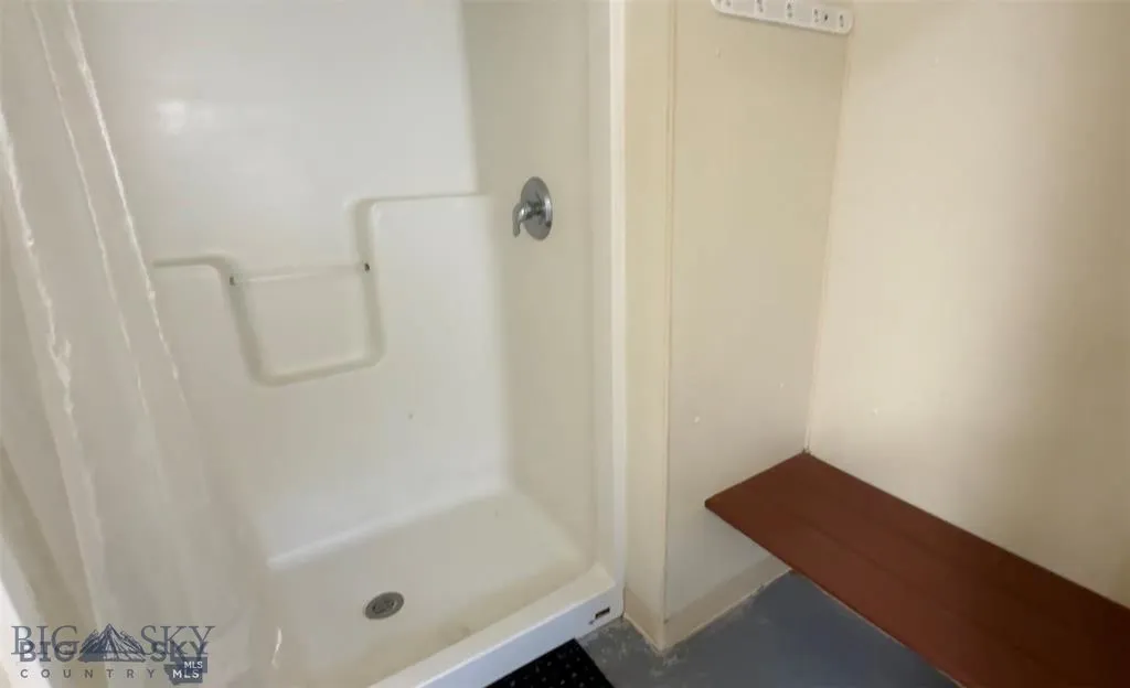 13505 Turah Road, Clinton, Montana 59825, Clinton, Montana 59825, 1 Bedroom Bedrooms, ,1 BathroomBathrooms,Residential,For Sale,13505 Turah Road, Clinton, Montana 59825,0,405690