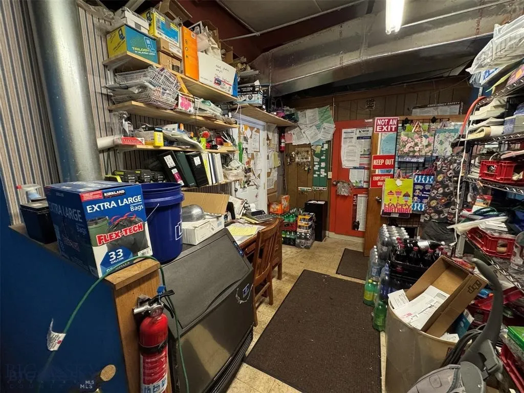 13505 Turah Road, Clinton, Montana 59825, Clinton, Montana 59825, 1 Bedroom Bedrooms, ,1 BathroomBathrooms,Residential,For Sale,13505 Turah Road, Clinton, Montana 59825,0,405690