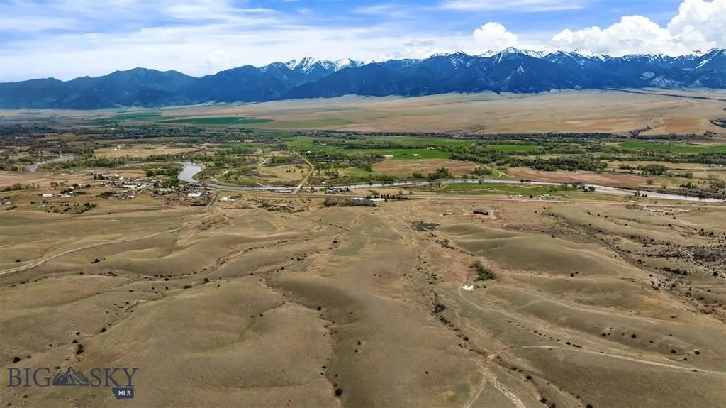 5301 & 5303 Mt Highway 41 Highway N, Silver St, Silver Star, Montana 59751, ,Commercial Sale,For Sale,5301 & 5303 Mt Highway 41 Highway N, Silver St,0,405695