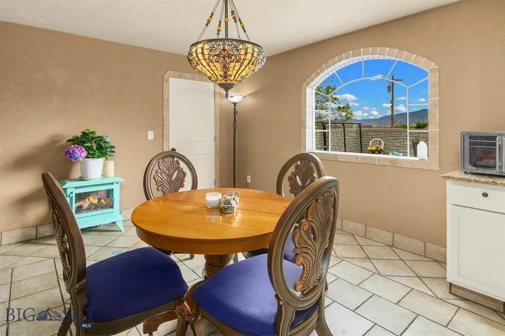 5301 & 5303 Mt Highway 41 Highway N, Silver St, Silver Star, Montana 59751, ,Commercial Sale,For Sale,5301 & 5303 Mt Highway 41 Highway N, Silver St,0,405695