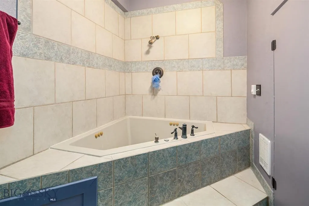 5301 & 5303 Mt Highway 41 Highway N, Silver St, Silver Star, Montana 59751, ,Commercial Sale,For Sale,5301 & 5303 Mt Highway 41 Highway N, Silver St,0,405695