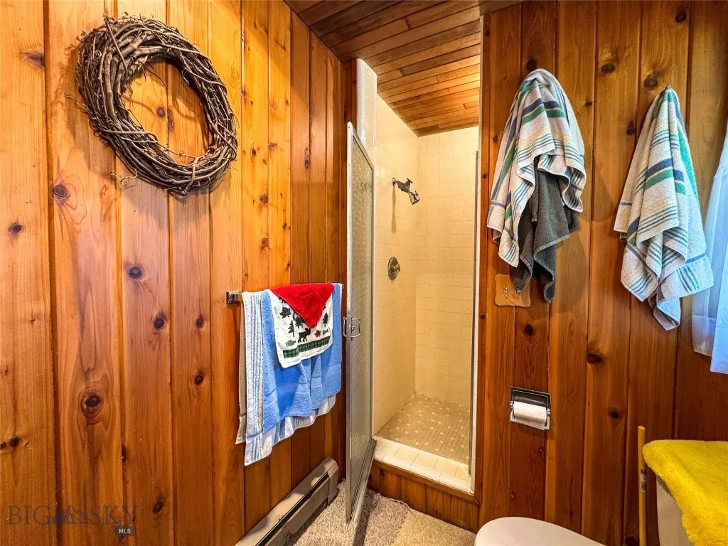 7379 Hahn Creek Road, Elliston, Montana 59728, Elliston, Montana 59728, 3 Bedrooms Bedrooms, ,1 BathroomBathrooms,Residential,For Sale,7379 Hahn Creek Road, Elliston, Montana 59728,0,405741