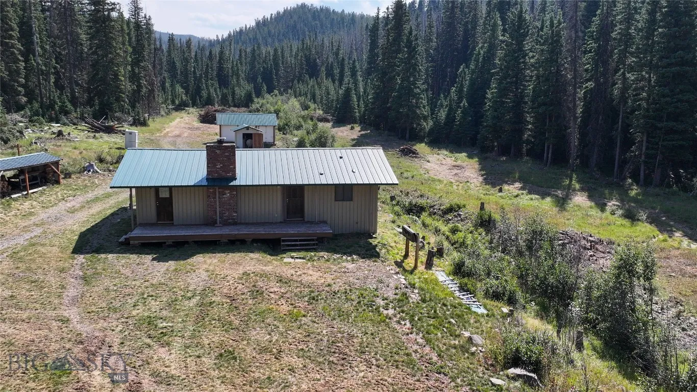 7379 Hahn Creek Road, Elliston, Montana 59728, Elliston, Montana 59728, 3 Bedrooms Bedrooms, ,1 BathroomBathrooms,Residential,For Sale,7379 Hahn Creek Road, Elliston, Montana 59728,0,405741