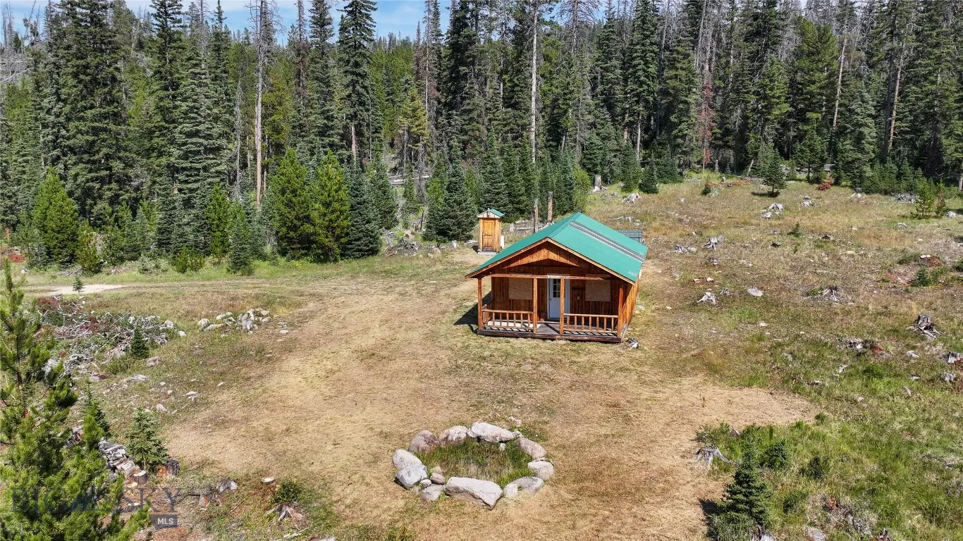 7379 Hahn Creek Road, Elliston, Montana 59728, Elliston, Montana 59728, 3 Bedrooms Bedrooms, ,1 BathroomBathrooms,Residential,For Sale,7379 Hahn Creek Road, Elliston, Montana 59728,0,405741