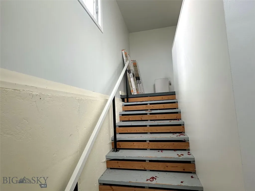 Mud Room Stairway to Basement