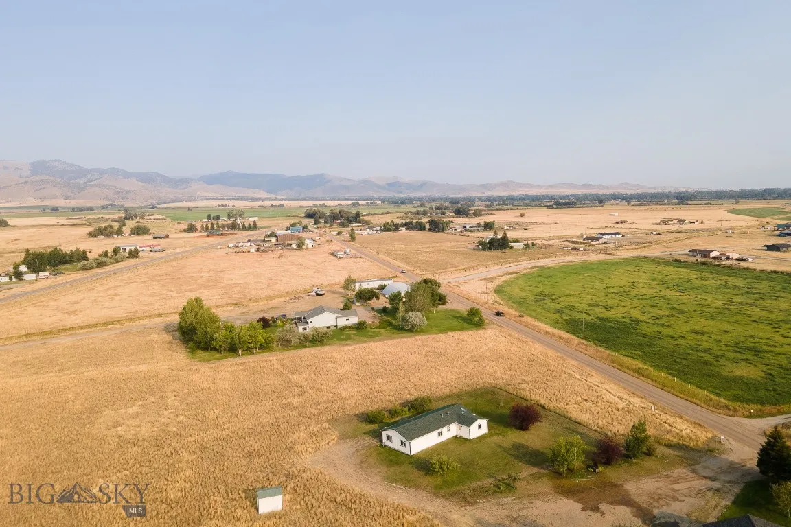 2 Mandolynne Lane, Sheridan, Montana 59749, Sheridan, Montana 59749, 3 Bedrooms Bedrooms, ,2 BathroomsBathrooms,Residential,For Sale,2 Mandolynne Lane, Sheridan, Montana 59749,0,405778
