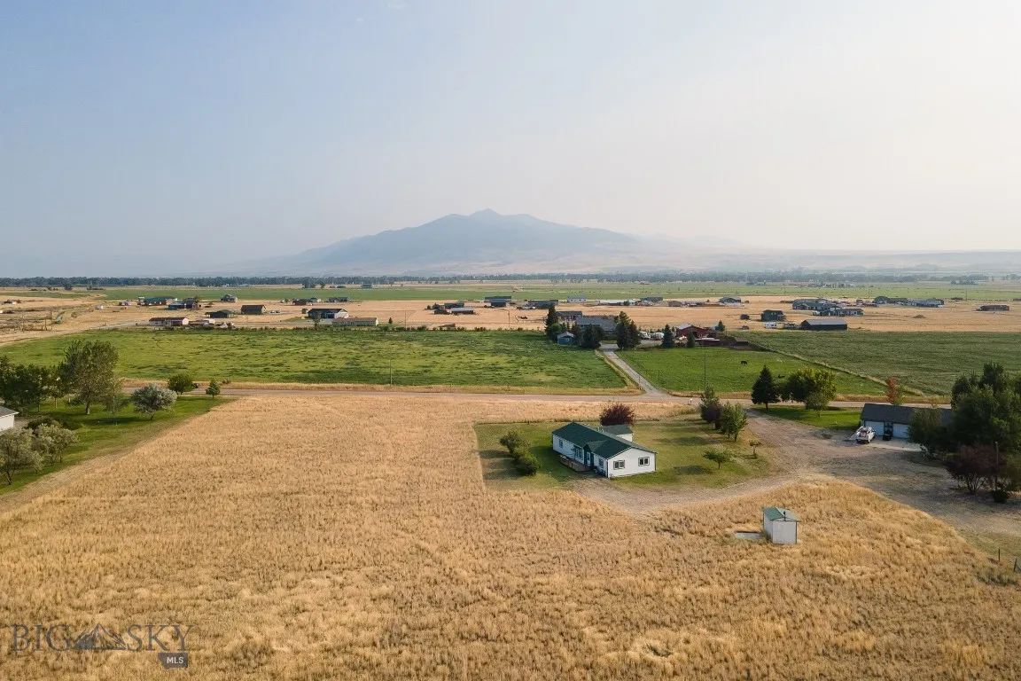 2 Mandolynne Lane, Sheridan, Montana 59749, Sheridan, Montana 59749, 3 Bedrooms Bedrooms, ,2 BathroomsBathrooms,Residential,For Sale,2 Mandolynne Lane, Sheridan, Montana 59749,0,405778