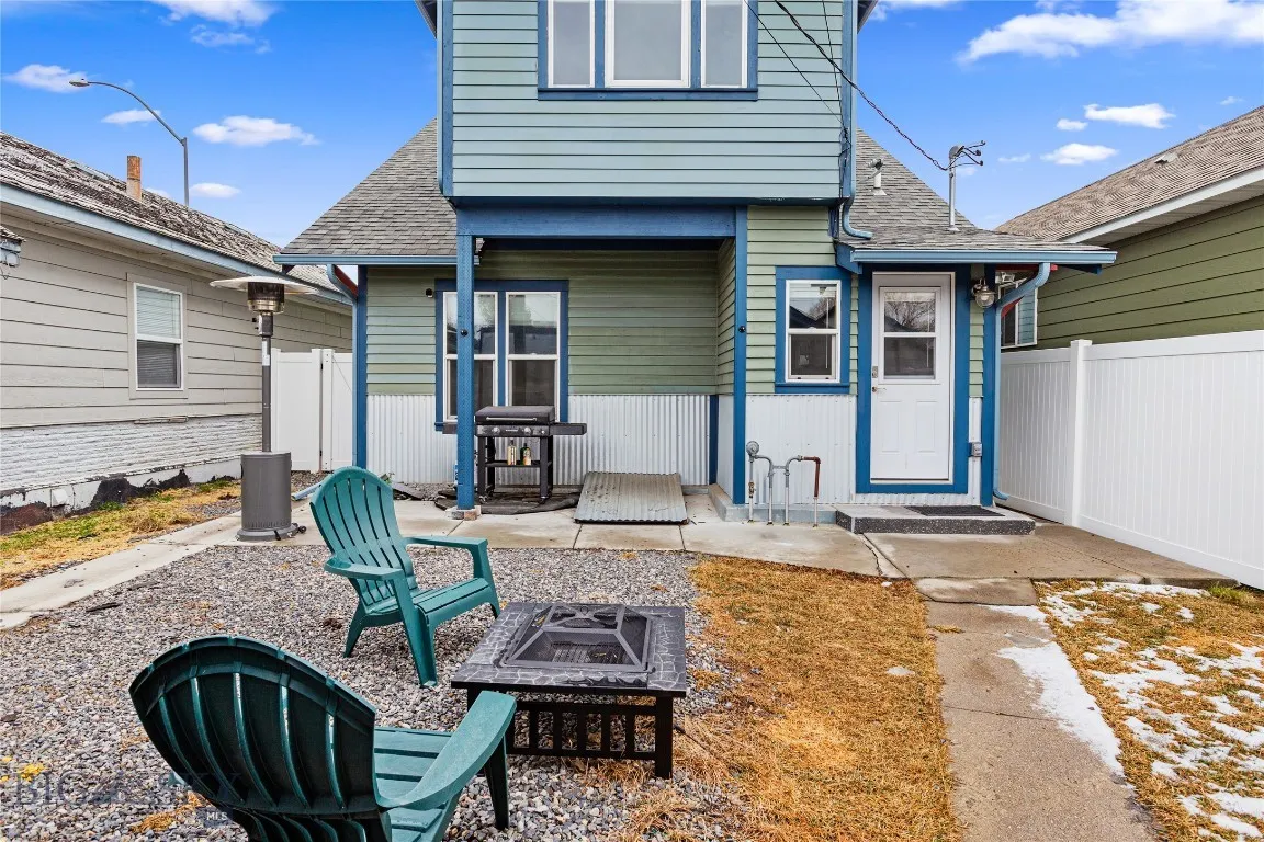 2007 Florida, Butte, Montana 59701, Butte, Montana 59701, 3 Bedrooms Bedrooms, ,3 BathroomsBathrooms,Residential,For Sale,2007 Florida, Butte, Montana 59701,0,405766