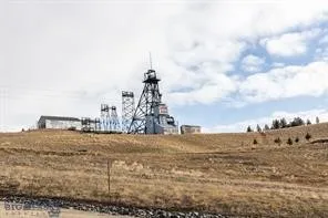 115 Minah, Butte, Montana 59701, Butte, Montana 59701, 1 Bedroom Bedrooms, ,1 BathroomBathrooms,Residential,For Sale,115 Minah, Butte, Montana 59701,0,405808
