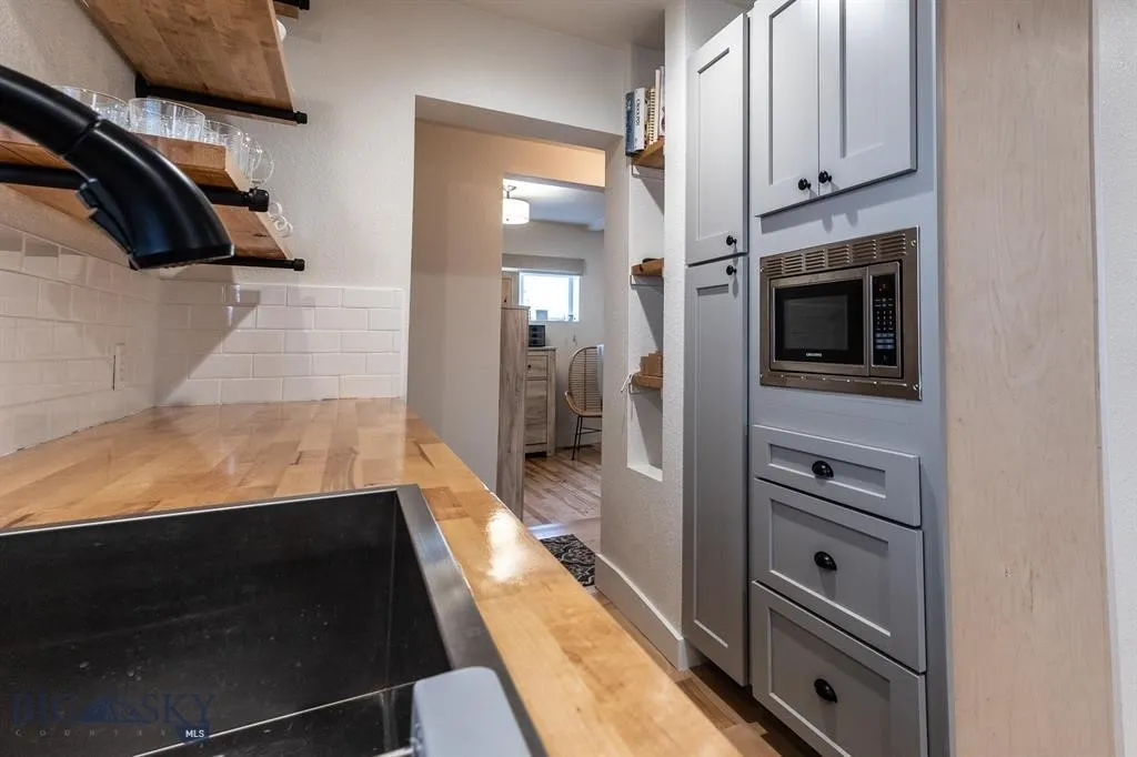 115 Minah, Butte, Montana 59701, Butte, Montana 59701, 1 Bedroom Bedrooms, ,1 BathroomBathrooms,Residential,For Sale,115 Minah, Butte, Montana 59701,0,405808