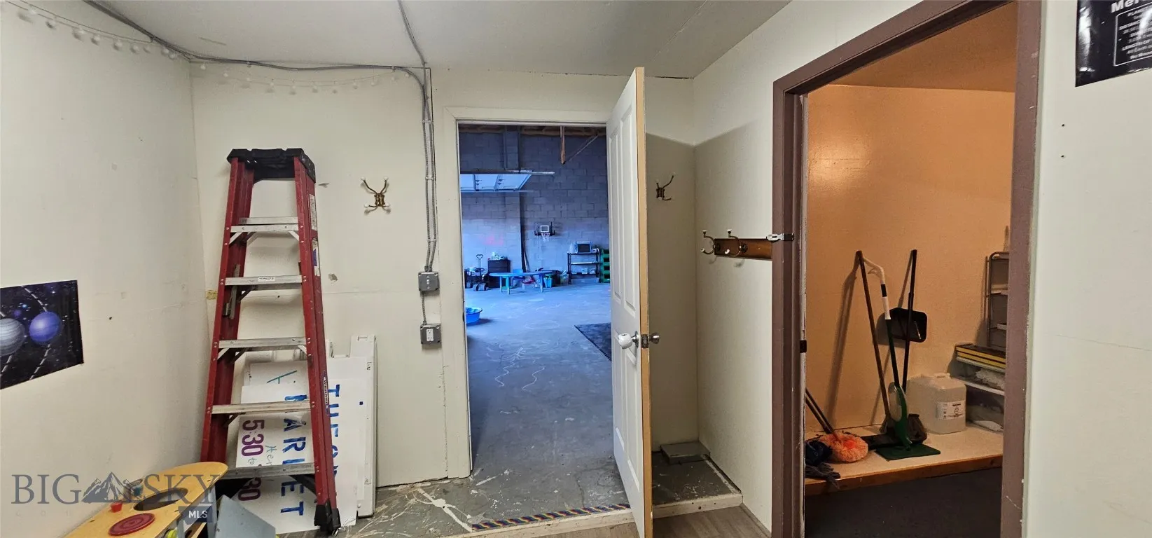 337 E Main, Ennis, Montana 59729, Ennis, Montana 59729, ,Commercial Sale,For Sale,337 E Main, Ennis, Montana 59729,0,405791