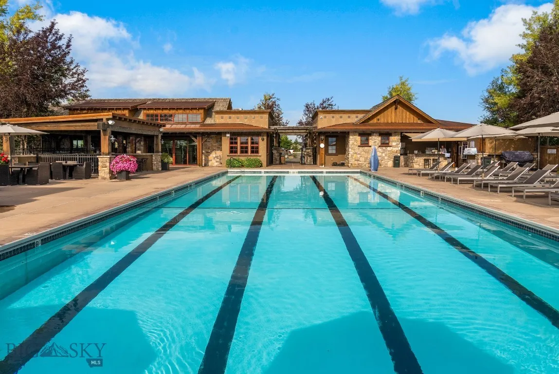 Black Bull community pool
