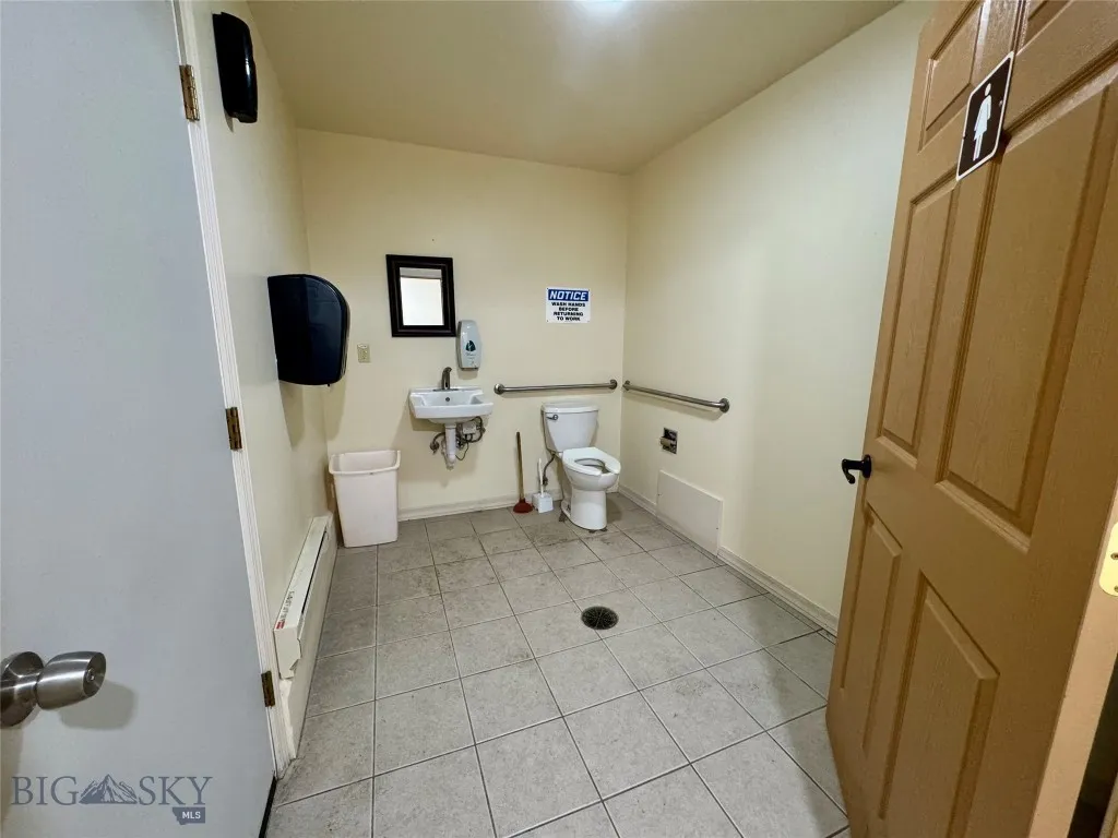 3512 E Bench Road, Dillon, Montana 59725, Dillon, Montana 59725, ,Commercial Sale,For Sale,3512 E Bench Road, Dillon, Montana 59725,0,405800