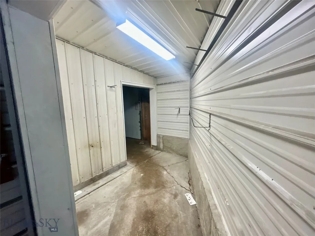 3512 E Bench Road, Dillon, Montana 59725, Dillon, Montana 59725, ,Commercial Sale,For Sale,3512 E Bench Road, Dillon, Montana 59725,0,405800