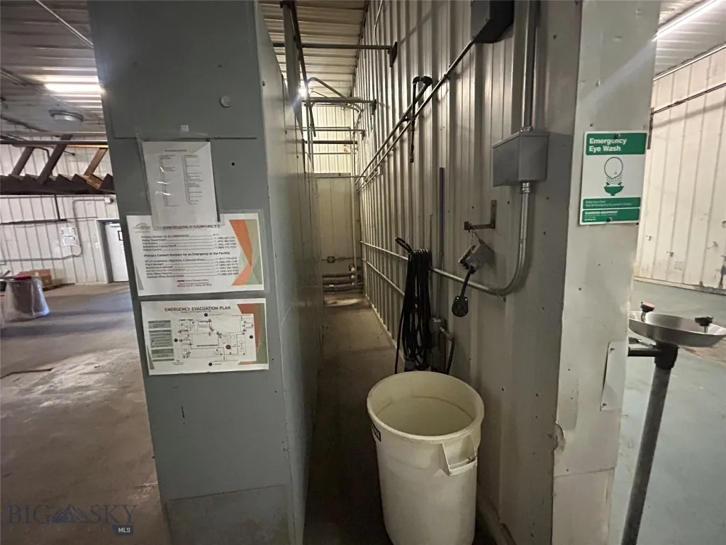 3512 E Bench Road, Dillon, Montana 59725, Dillon, Montana 59725, ,Commercial Sale,For Sale,3512 E Bench Road, Dillon, Montana 59725,0,405800