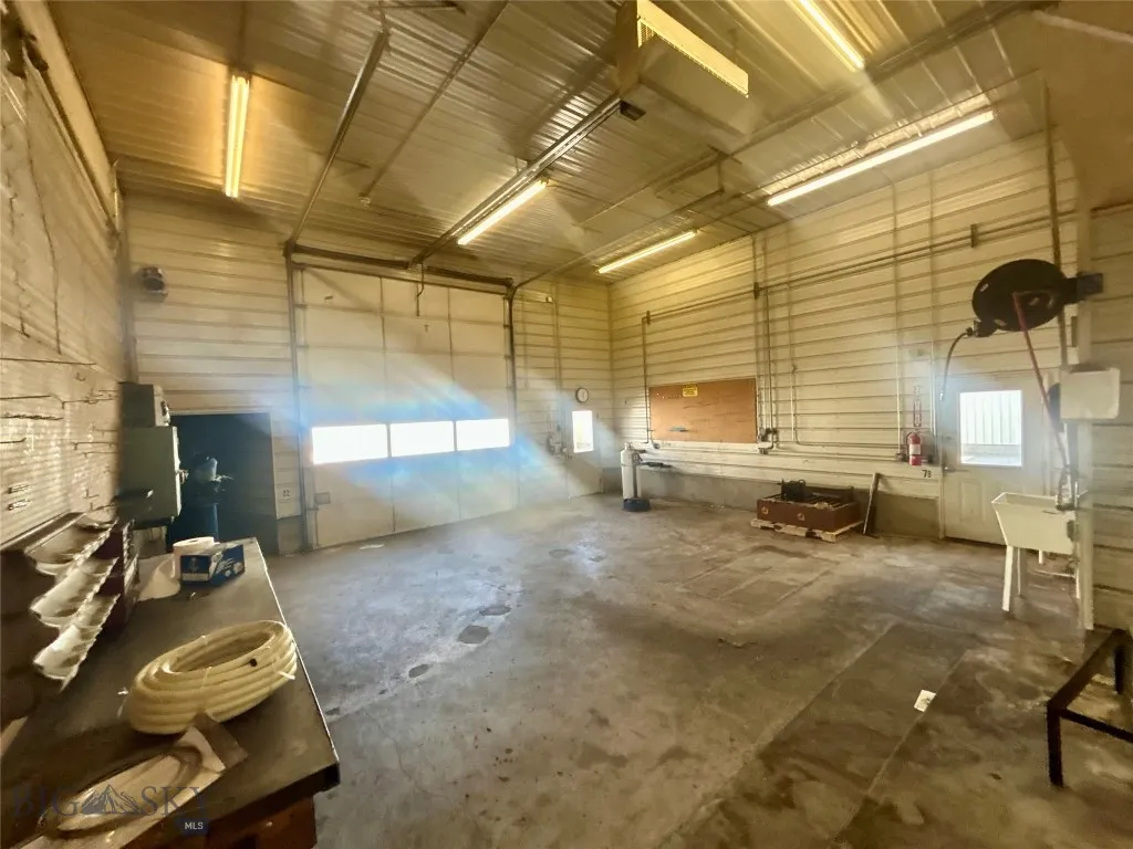 3512 E Bench Road, Dillon, Montana 59725, Dillon, Montana 59725, ,Commercial Sale,For Sale,3512 E Bench Road, Dillon, Montana 59725,0,405800