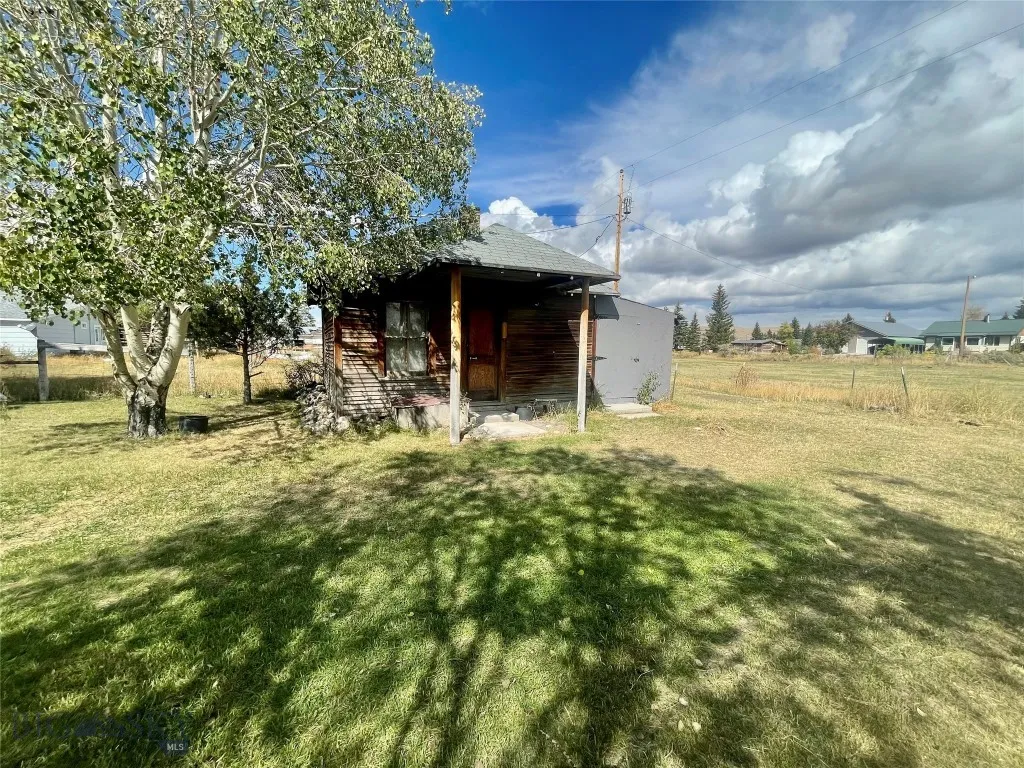 322 S Main Street, Lima, Montana 59739, Lima, Montana 59739, 2 Bedrooms Bedrooms, ,Residential,For Sale,322 S Main Street, Lima, Montana 59739,0,405876