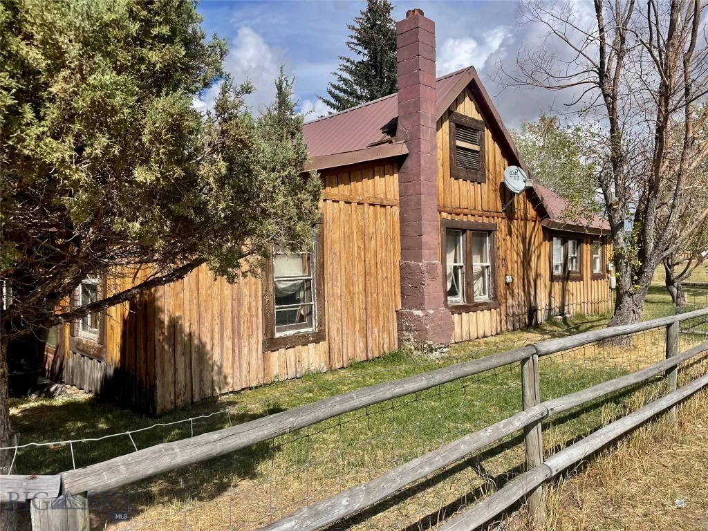 322 S Main Street, Lima, Montana 59739, Lima, Montana 59739, 2 Bedrooms Bedrooms, ,Residential,For Sale,322 S Main Street, Lima, Montana 59739,0,405876