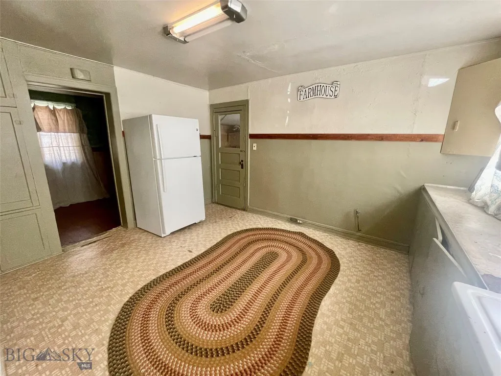 322 S Main Street, Lima, Montana 59739, Lima, Montana 59739, 2 Bedrooms Bedrooms, ,Residential,For Sale,322 S Main Street, Lima, Montana 59739,0,405876