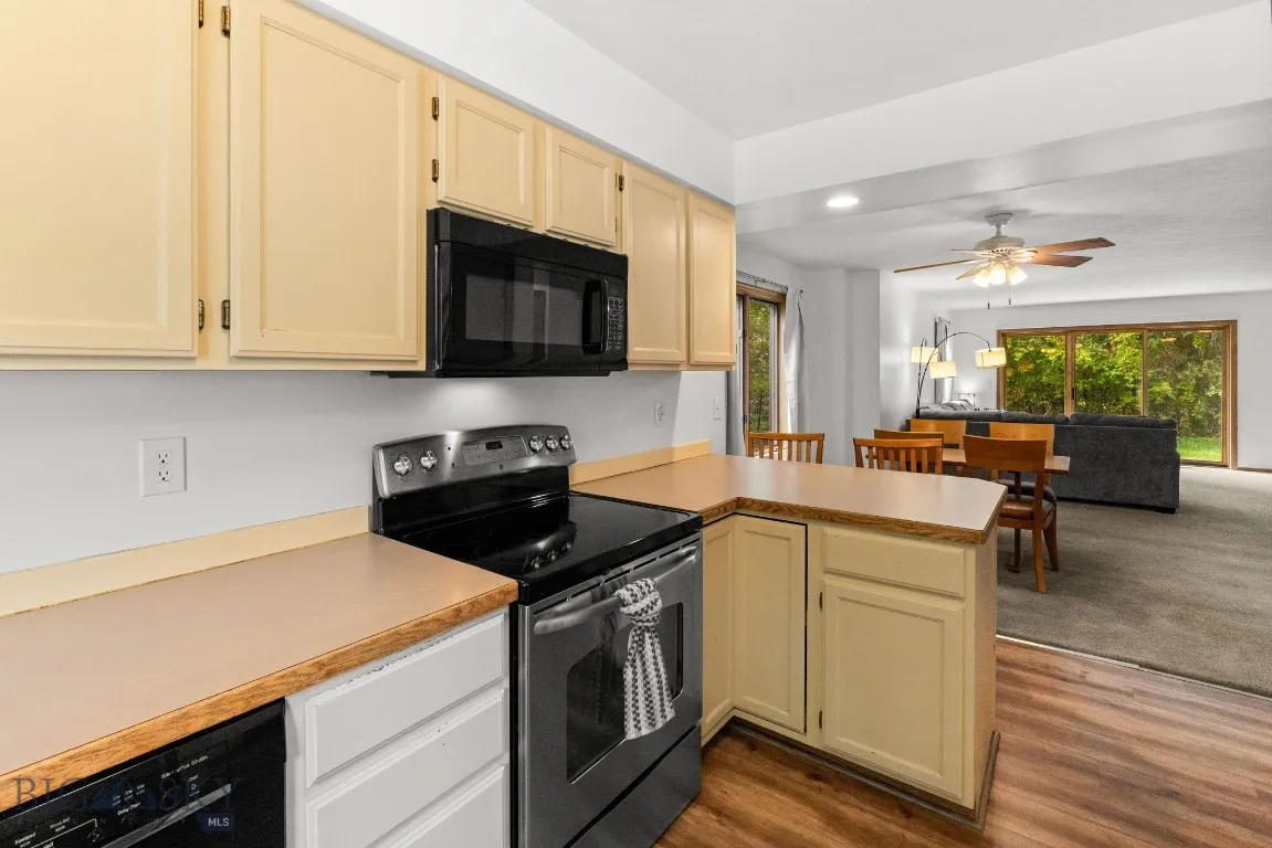 707 S 15th, Bozeman, Montana 59715, Bozeman, Montana 59715, 3 Bedrooms Bedrooms, ,2 BathroomsBathrooms,Residential,For Sale,707 S 15th, Bozeman, Montana 59715,0,405863
