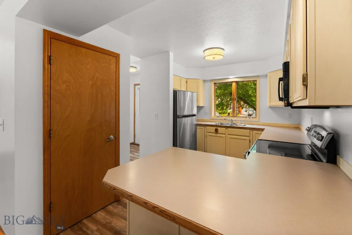 707 S 15th, Bozeman, Montana 59715, Bozeman, Montana 59715, 3 Bedrooms Bedrooms, ,2 BathroomsBathrooms,Residential,For Sale,707 S 15th, Bozeman, Montana 59715,0,405863