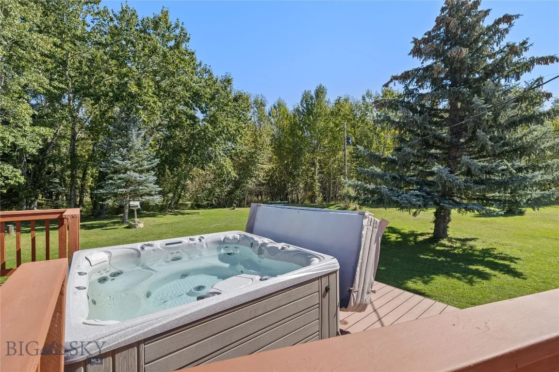 Hot tub