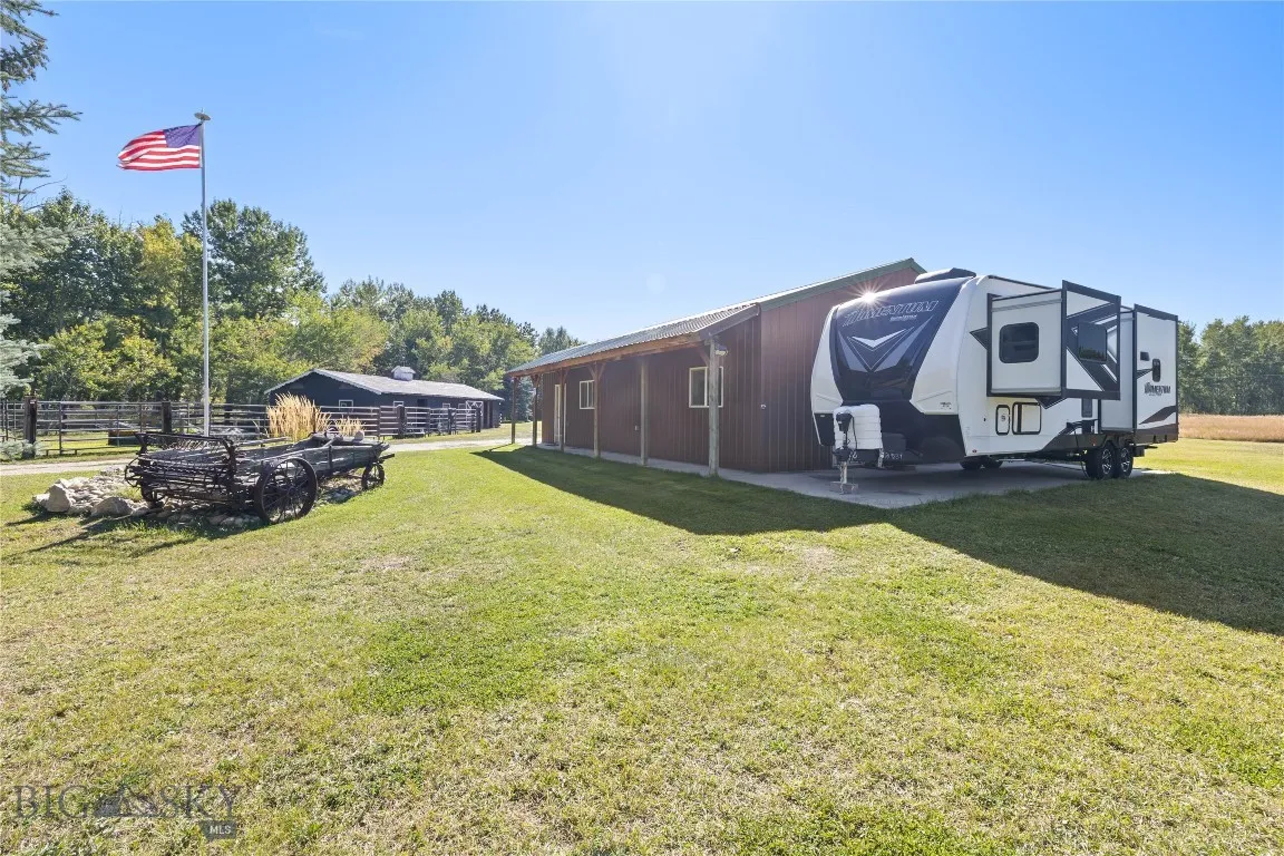 RV pad with 30 amp power