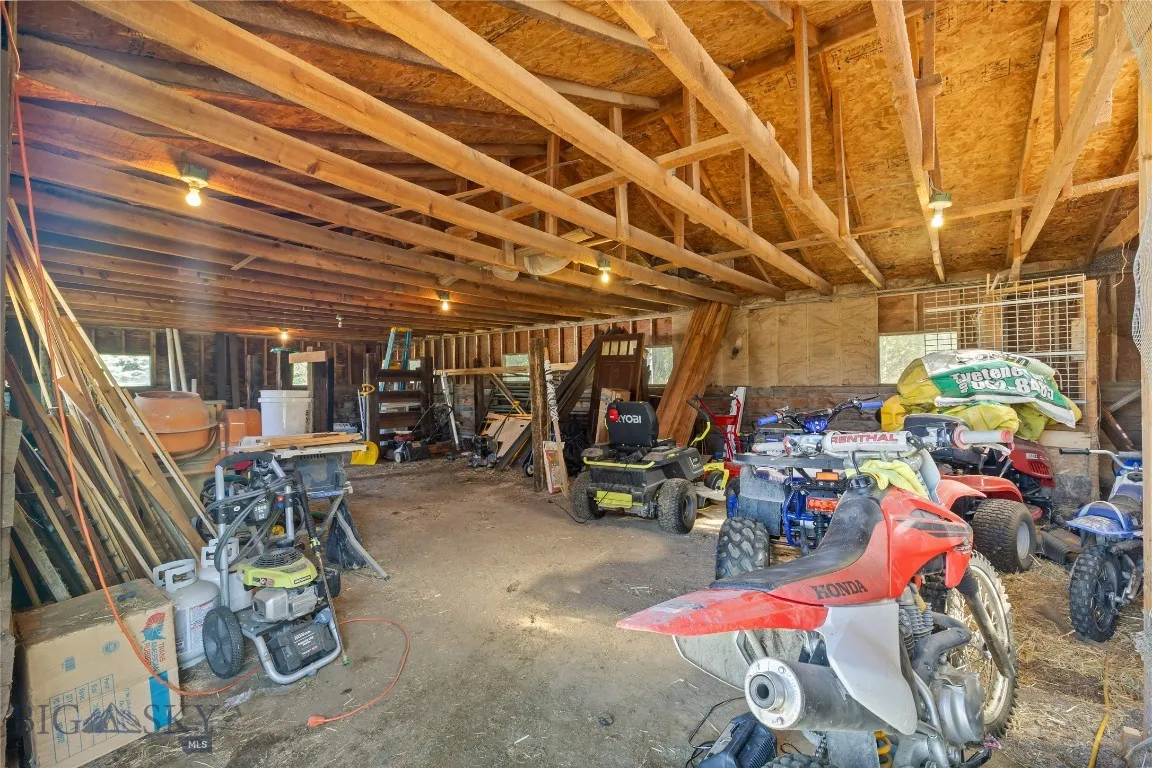 Barn