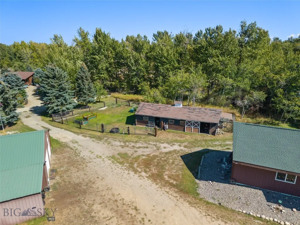25 Painted Lane, Roberts, Montana 59070, Roberts, Montana 59070, 3 Bedrooms Bedrooms, ,3 BathroomsBathrooms,Residential,For Sale,25 Painted Lane, Roberts, Montana 59070,0,405953