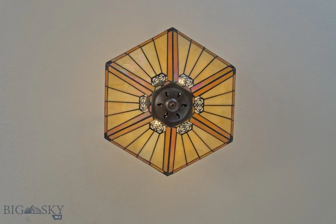 705 W Park Street, Butte, Montana 59701, Butte, Montana 59701, 4 Bedrooms Bedrooms, ,3 BathroomsBathrooms,Residential,For Sale,705 W Park Street, Butte, Montana 59701,0,405960