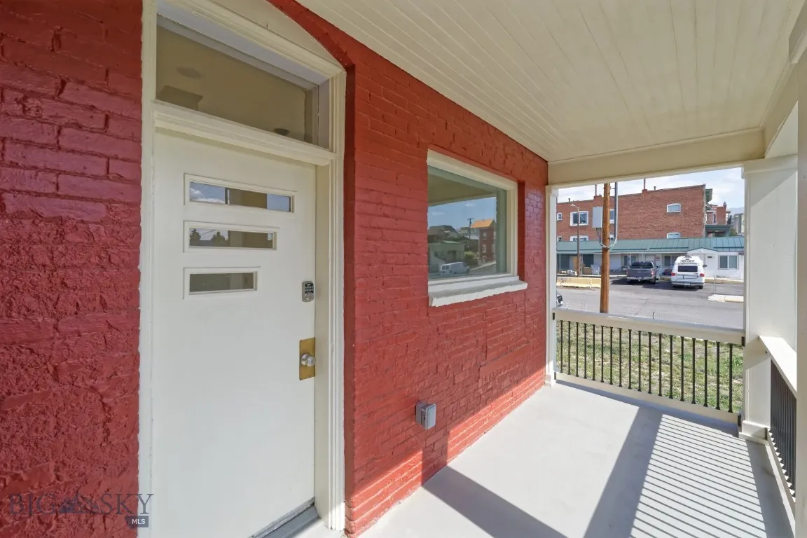 705 W Park Street, Butte, Montana 59701, Butte, Montana 59701, 4 Bedrooms Bedrooms, ,3 BathroomsBathrooms,Residential,For Sale,705 W Park Street, Butte, Montana 59701,0,405960