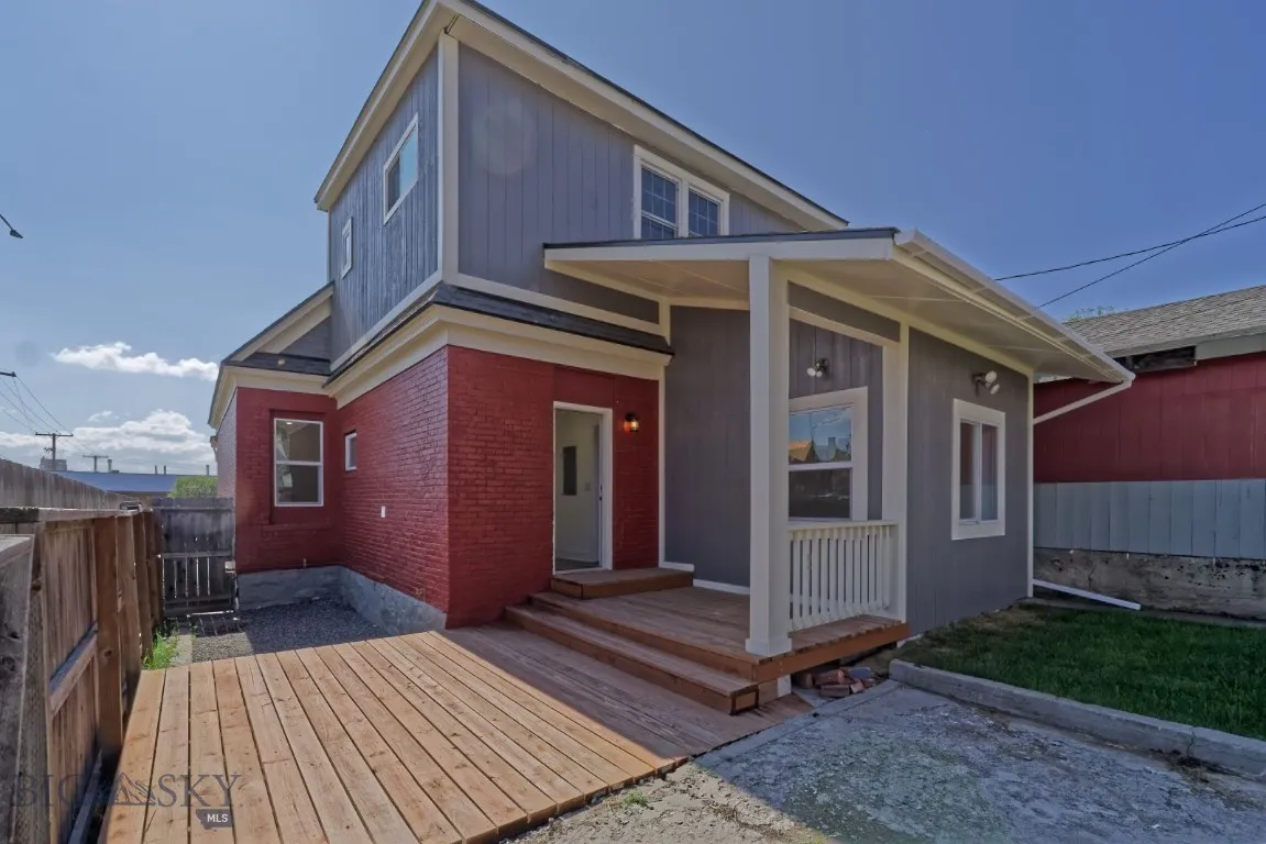 705 W Park Street, Butte, Montana 59701, Butte, Montana 59701, 4 Bedrooms Bedrooms, ,3 BathroomsBathrooms,Residential,For Sale,705 W Park Street, Butte, Montana 59701,0,405960