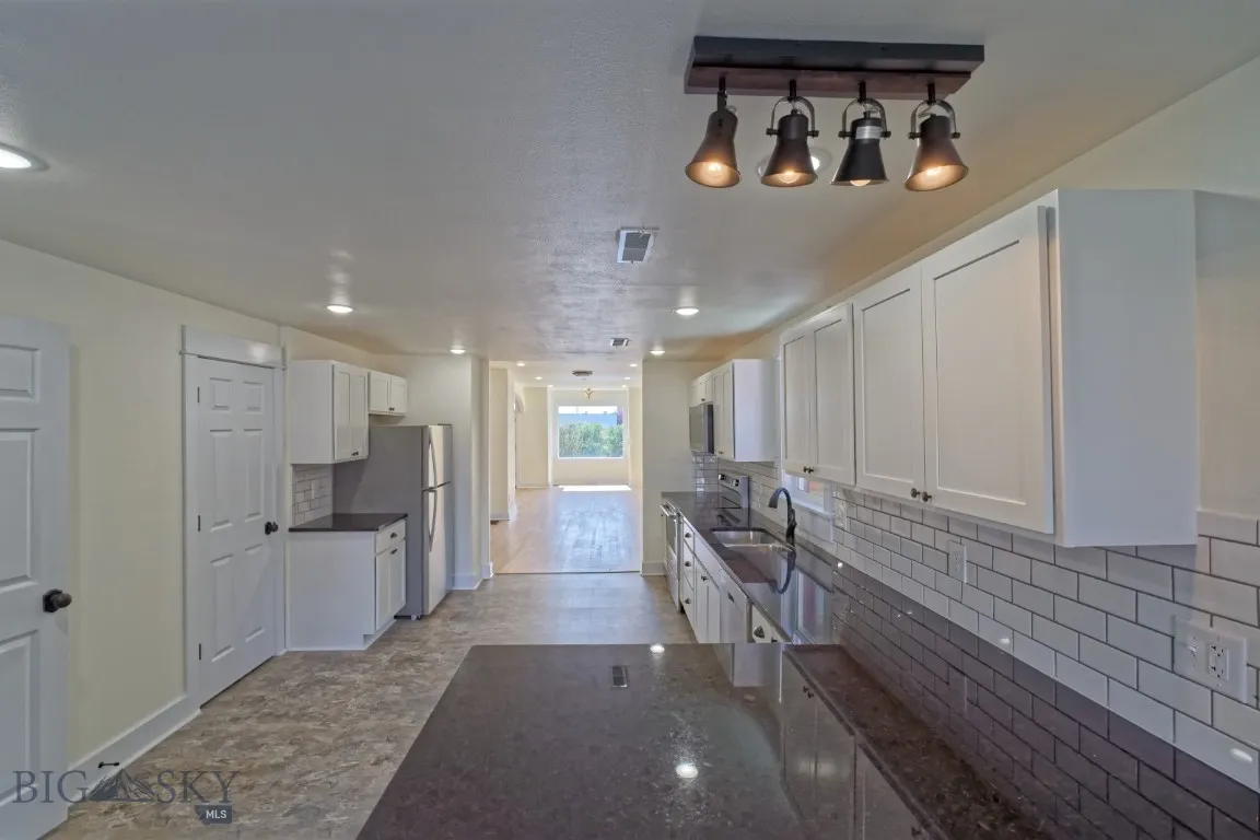705 W Park Street, Butte, Montana 59701, Butte, Montana 59701, 4 Bedrooms Bedrooms, ,3 BathroomsBathrooms,Residential,For Sale,705 W Park Street, Butte, Montana 59701,0,405960