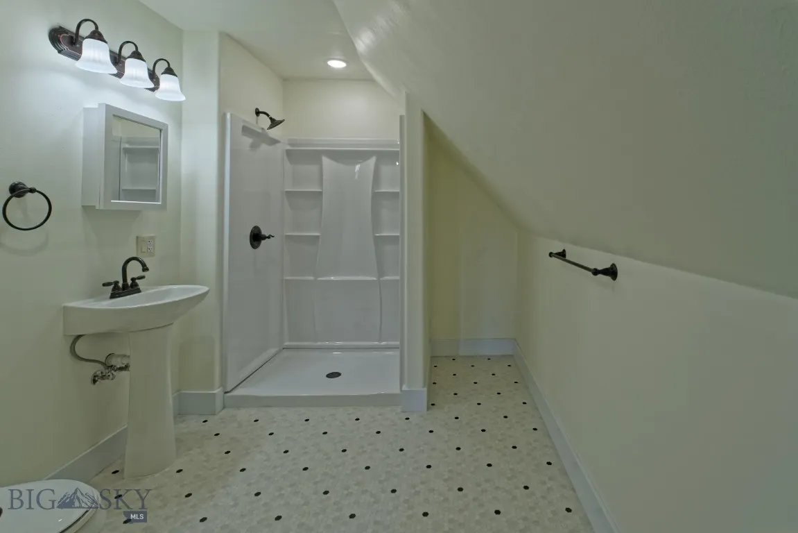 705 W Park Street, Butte, Montana 59701, Butte, Montana 59701, 4 Bedrooms Bedrooms, ,3 BathroomsBathrooms,Residential,For Sale,705 W Park Street, Butte, Montana 59701,0,405960