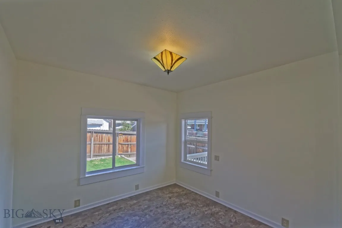 705 W Park Street, Butte, Montana 59701, Butte, Montana 59701, 4 Bedrooms Bedrooms, ,3 BathroomsBathrooms,Residential,For Sale,705 W Park Street, Butte, Montana 59701,0,405960