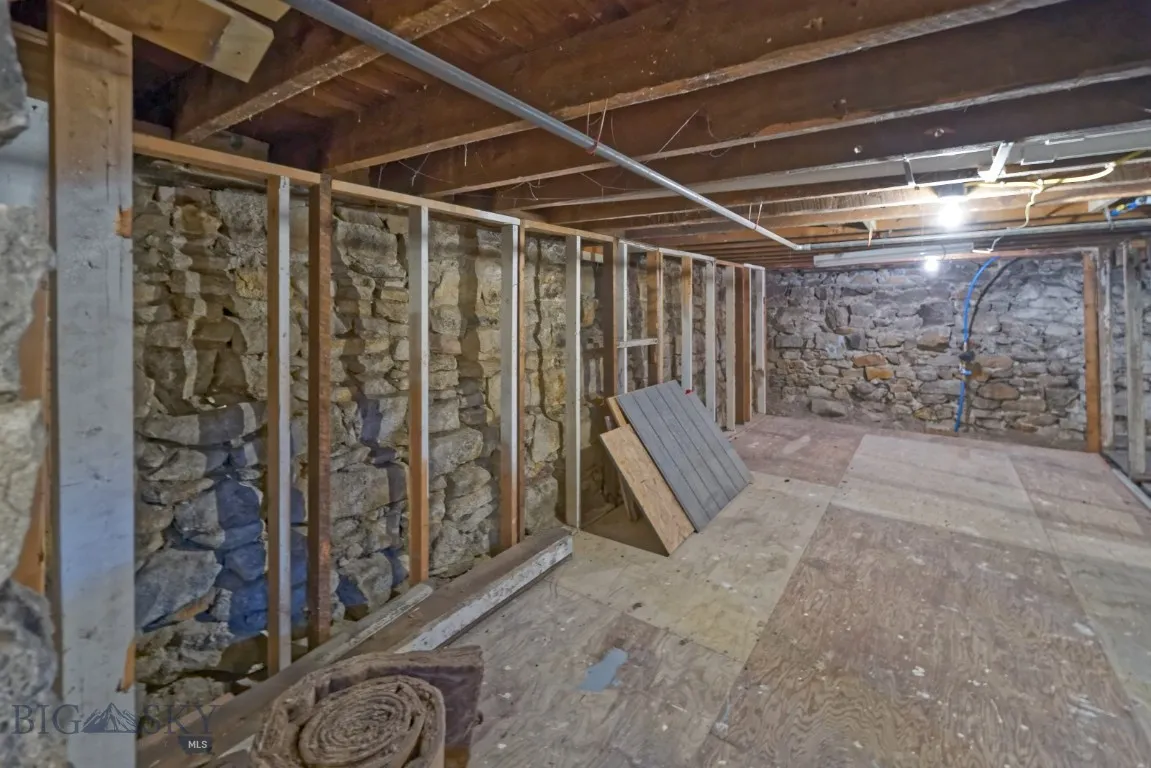 705 W Park Street, Butte, Montana 59701, Butte, Montana 59701, 4 Bedrooms Bedrooms, ,3 BathroomsBathrooms,Residential,For Sale,705 W Park Street, Butte, Montana 59701,0,405960