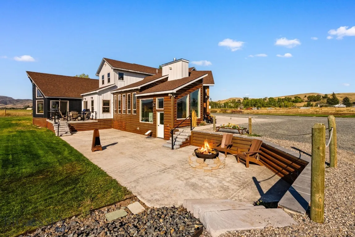 7447 Old Yellowstone Trail, Willow Creek, Montana, Willow Creek, Montana 59760, 4 Bedrooms Bedrooms, ,3 BathroomsBathrooms,Residential,For Sale,7447 Old Yellowstone Trail, Willow Creek, Montana ,0,405961