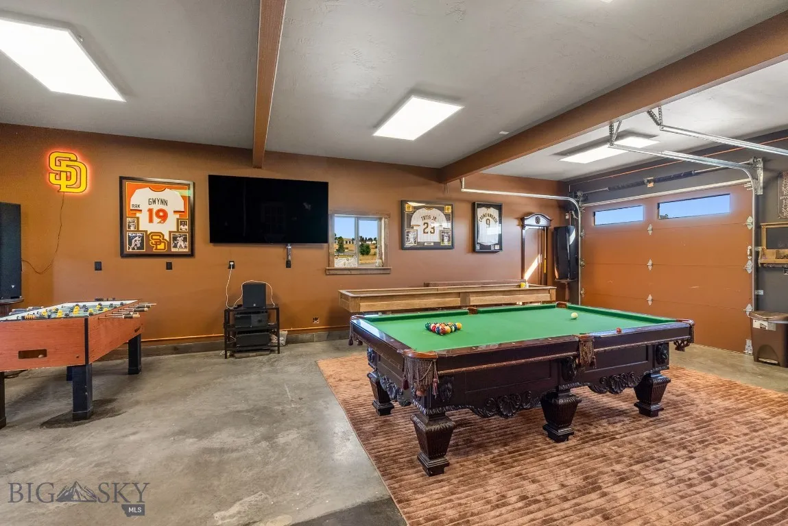 7447 Old Yellowstone Trail, Willow Creek, Montana, Willow Creek, Montana 59760, 4 Bedrooms Bedrooms, ,3 BathroomsBathrooms,Residential,For Sale,7447 Old Yellowstone Trail, Willow Creek, Montana ,0,405961